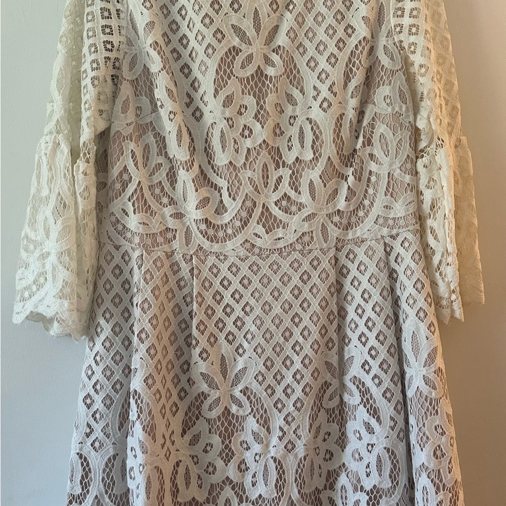 Elegant Cream Lace Dress